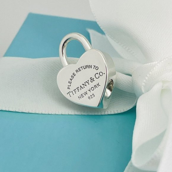 Tiffany & Co. Return to Tiffany Heart Lock Pendant Top Charm ONLY CHARM - Picture 3 of 8